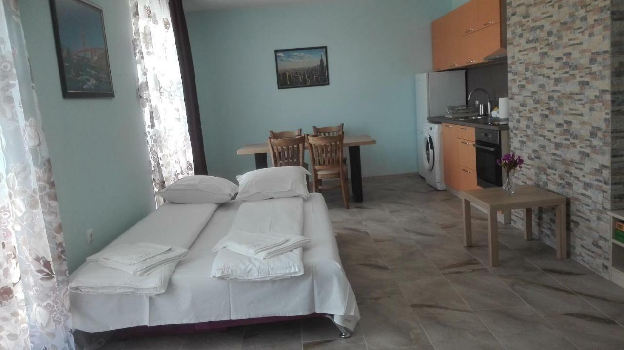 Hiora Apartments Vasiliko Tsarevo Bagian luar foto