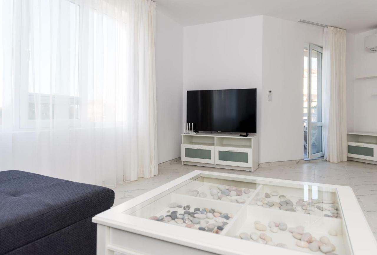 Hiora Apartments Vasiliko Tsarevo Bagian luar foto