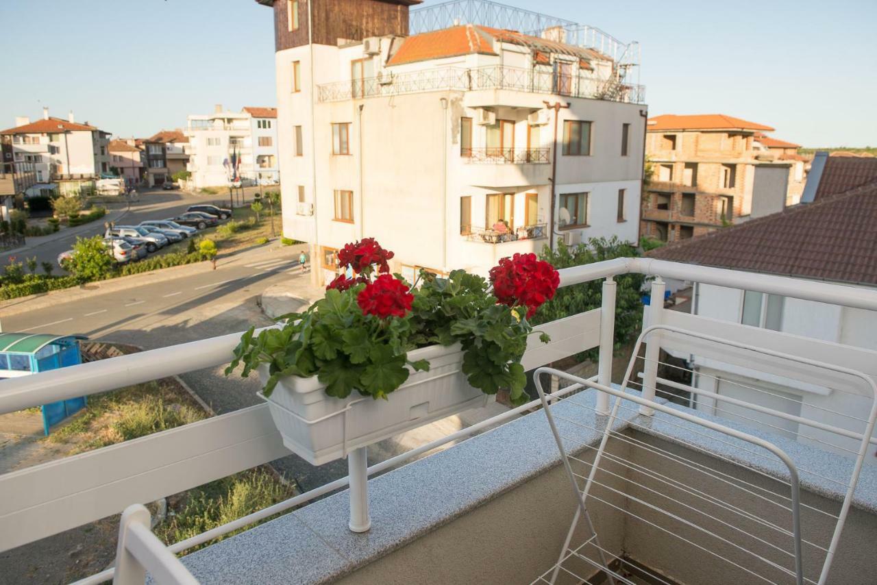 Hiora Apartments Vasiliko Tsarevo Bagian luar foto