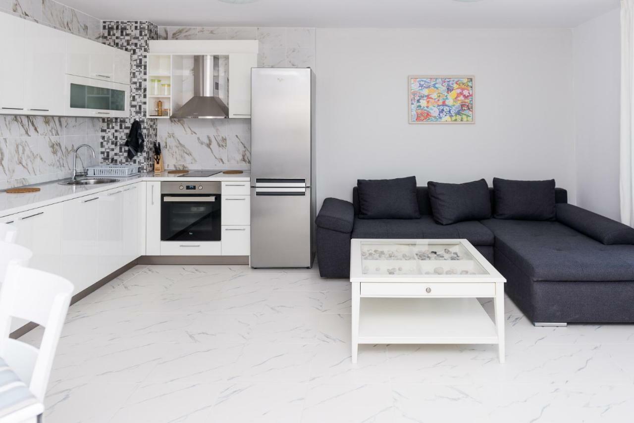 Hiora Apartments Vasiliko Tsarevo Bagian luar foto