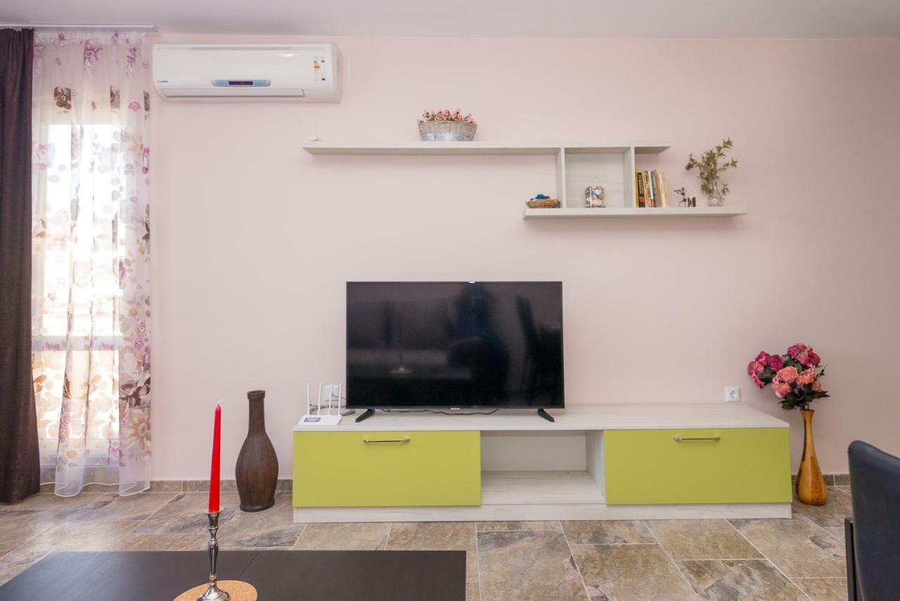 Hiora Apartments Vasiliko Tsarevo Bagian luar foto