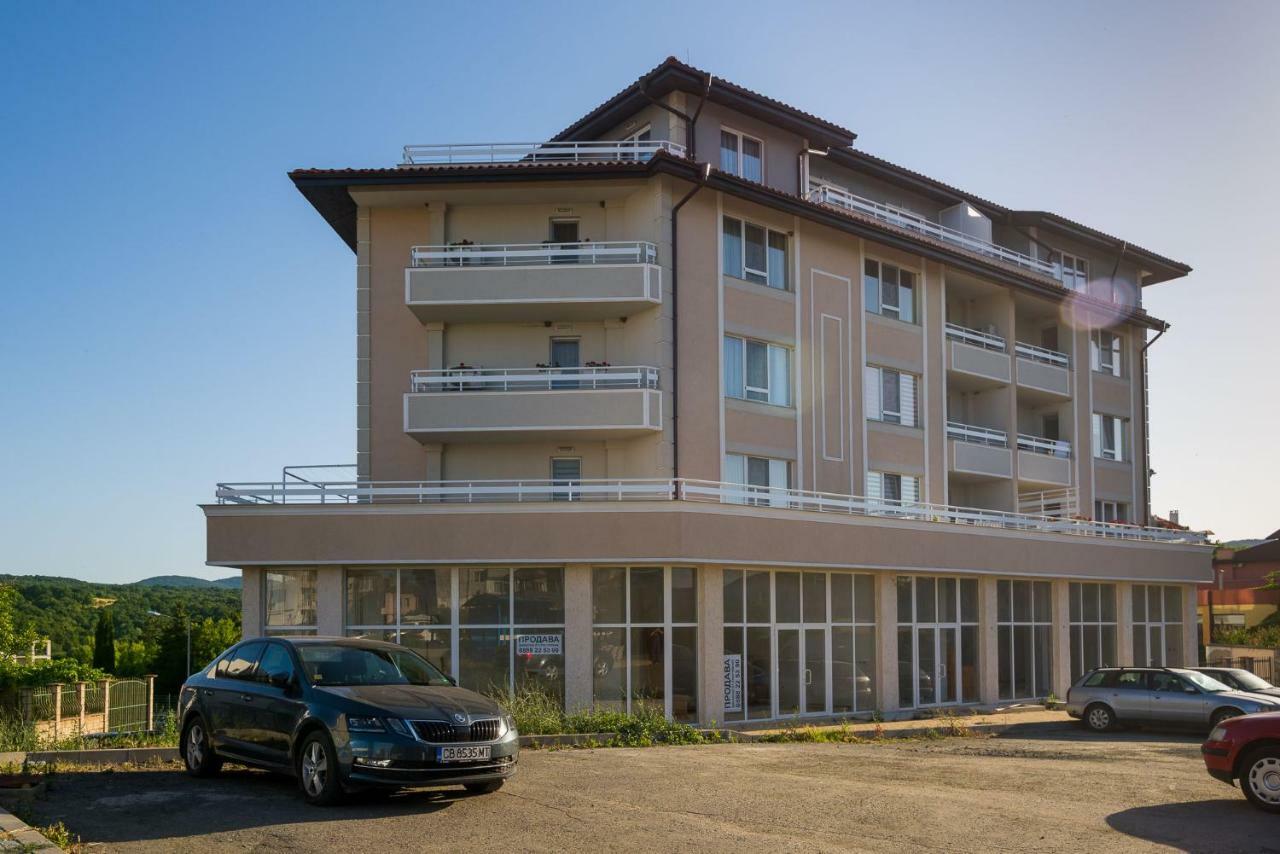 Hiora Apartments Vasiliko Tsarevo Bagian luar foto