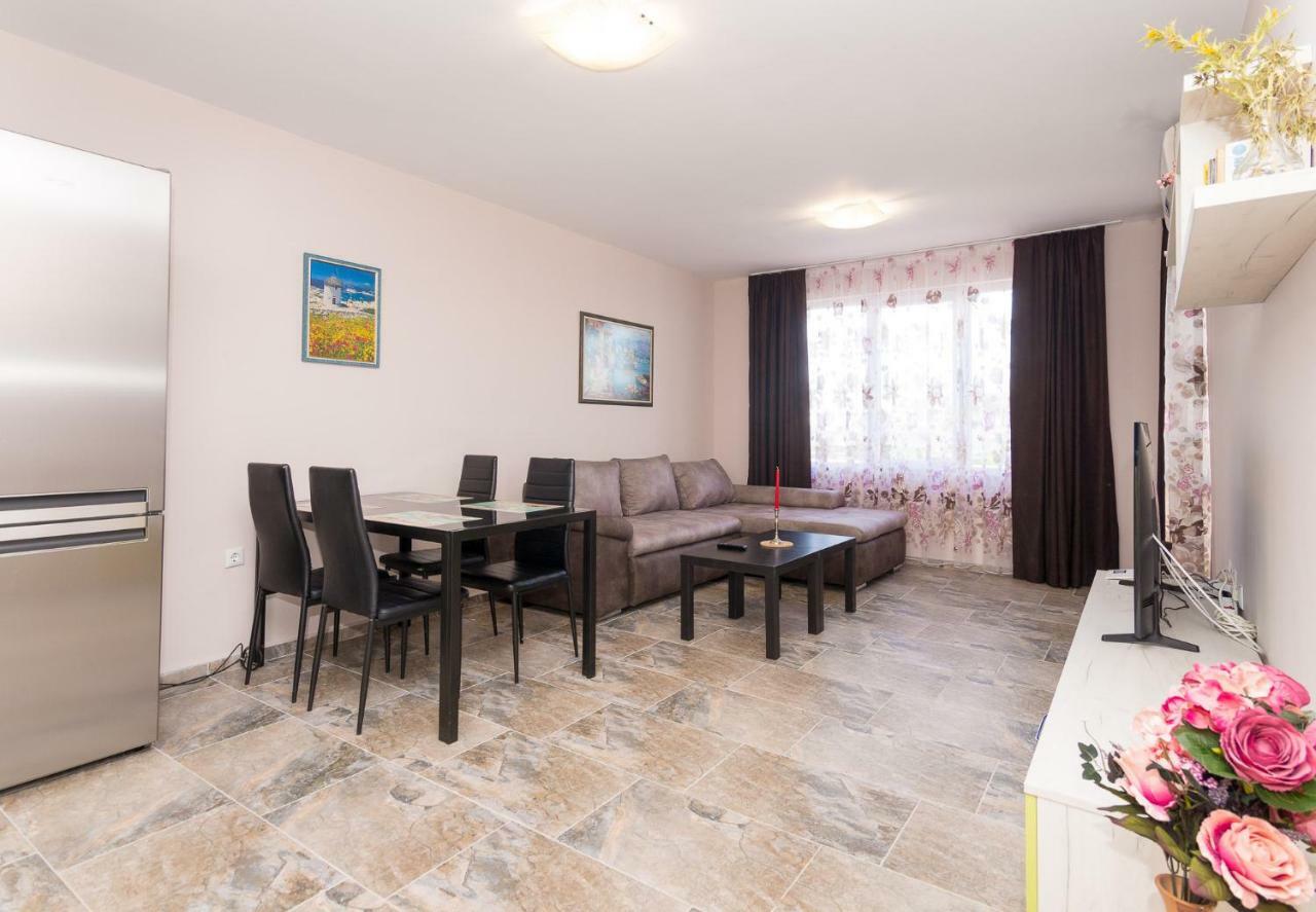 Hiora Apartments Vasiliko Tsarevo Bagian luar foto